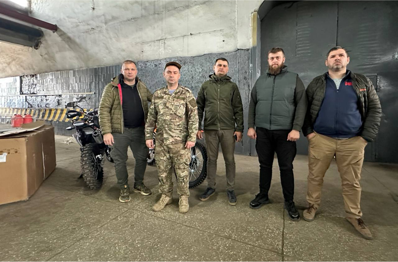 Военный волонтер